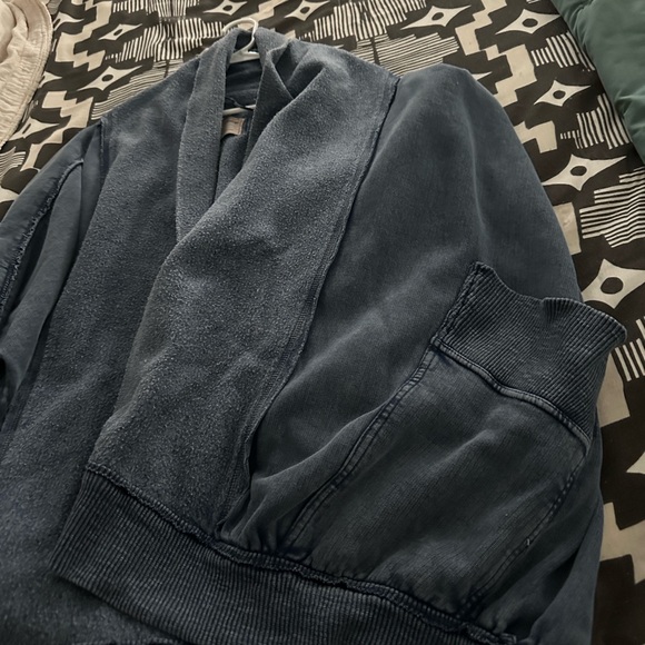 We The Free Textured Monday-Friday Blue Cardigan in large - Picture 4 of 6